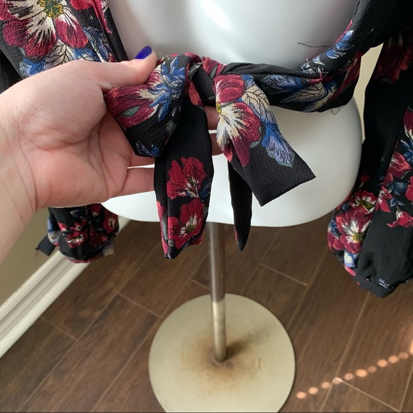 Blue Mint | Back Tie Blouse - Picture 7 of 10